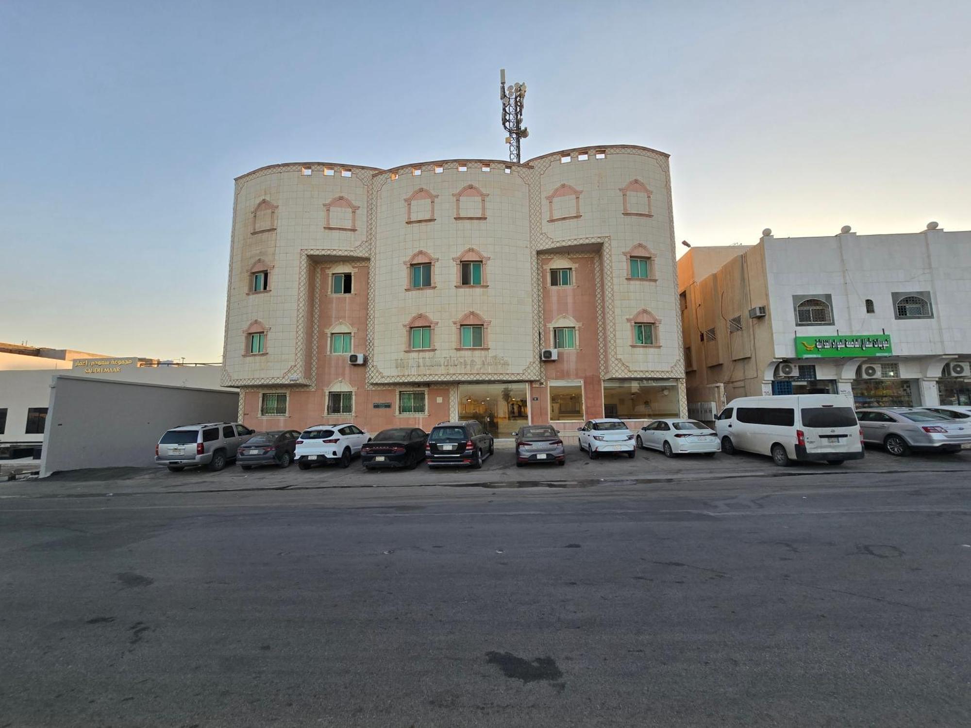 Makarem Najd Funished Units 2 Apartment *